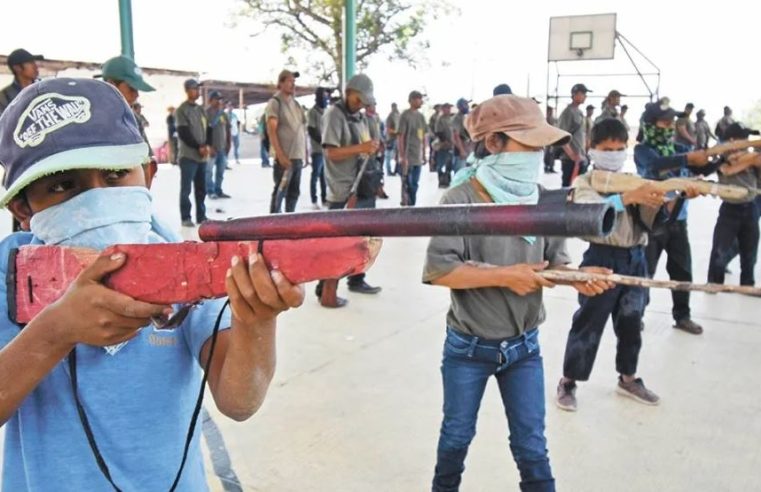 Migrantes y niños reclutados por el crimen organizado en SLP, dice el director de la policia estatal