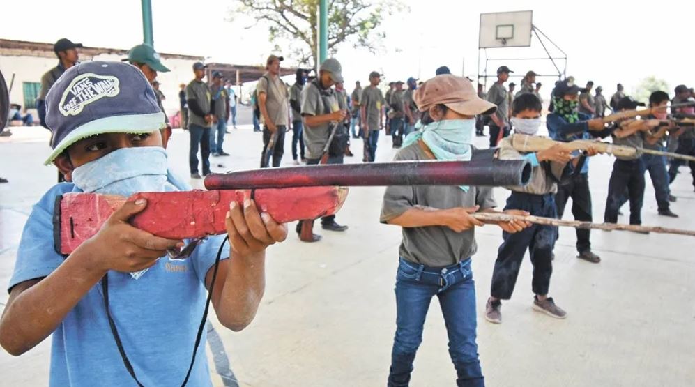 Migrantes y niños reclutados por el crimen organizado en SLP, dice el director de la policia estatal