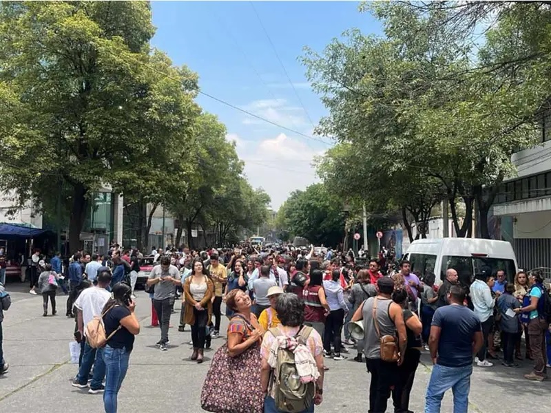 Microsismo provoca pánico en CDMX; ya van tres en un solo día