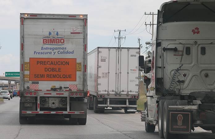 Alertan de asaltos en carretera a Matehuala