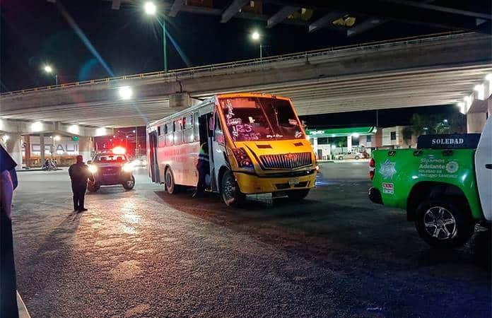 Golpean a chofer de la Ruta 3 por depravado: Intentó realizar tocamientos insanos a una menor