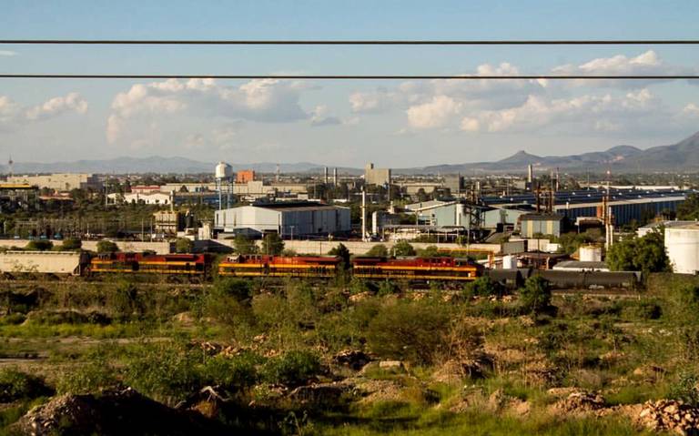 Empresa ferroviaria alenta obras en vía alterna a la 57 y puente Universidad