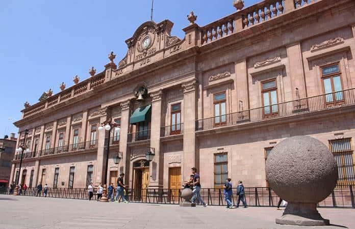 Quintuplica gobierno estatal de Gallardo estatal plazas de una “nómina dorada”