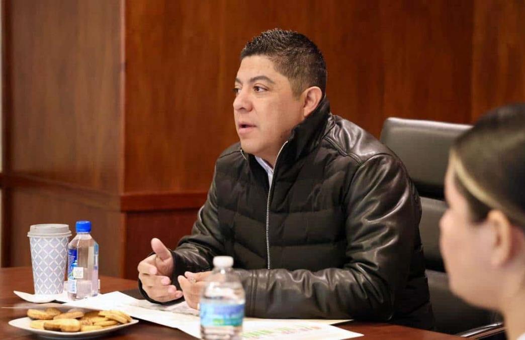 Ahijados tunden al “Padrino” gobernador Gallardo en redes por aumento en cobros vehiculares