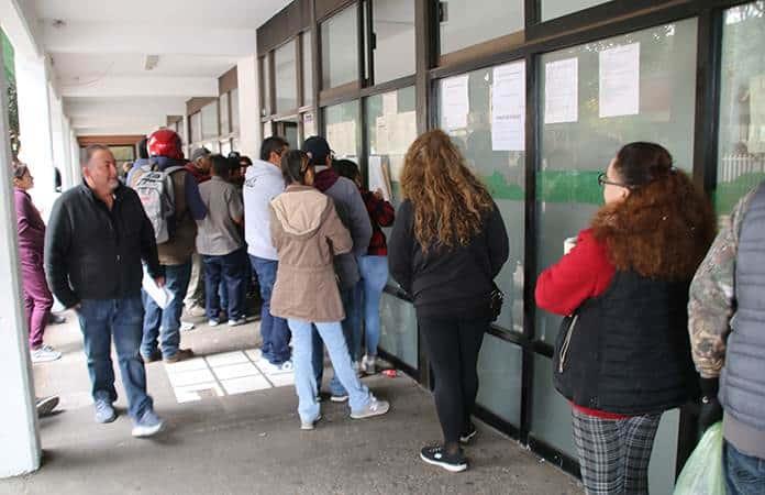 Cambia Finanzas tarjeta de circulación de plástico a papel