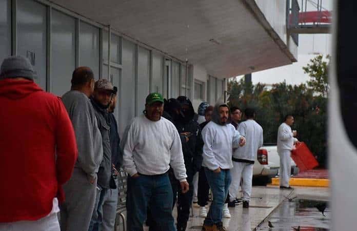 Llegan primeros repatriados y deportados