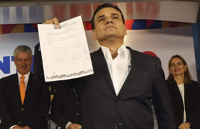 Orden de aprehensión por peculado contra ex gobernador y su tesorero en Michoacán