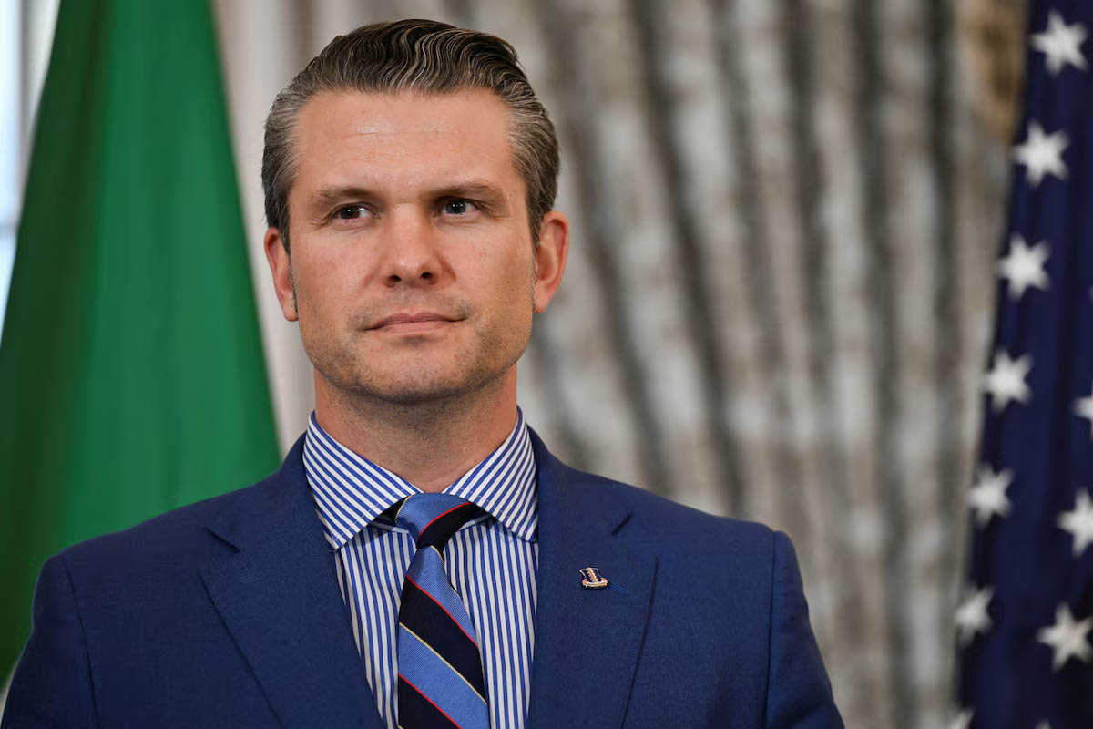 Jefe del Pentágono advierte acción militar de EU en México si no se cumplen exigencias fronterizas
